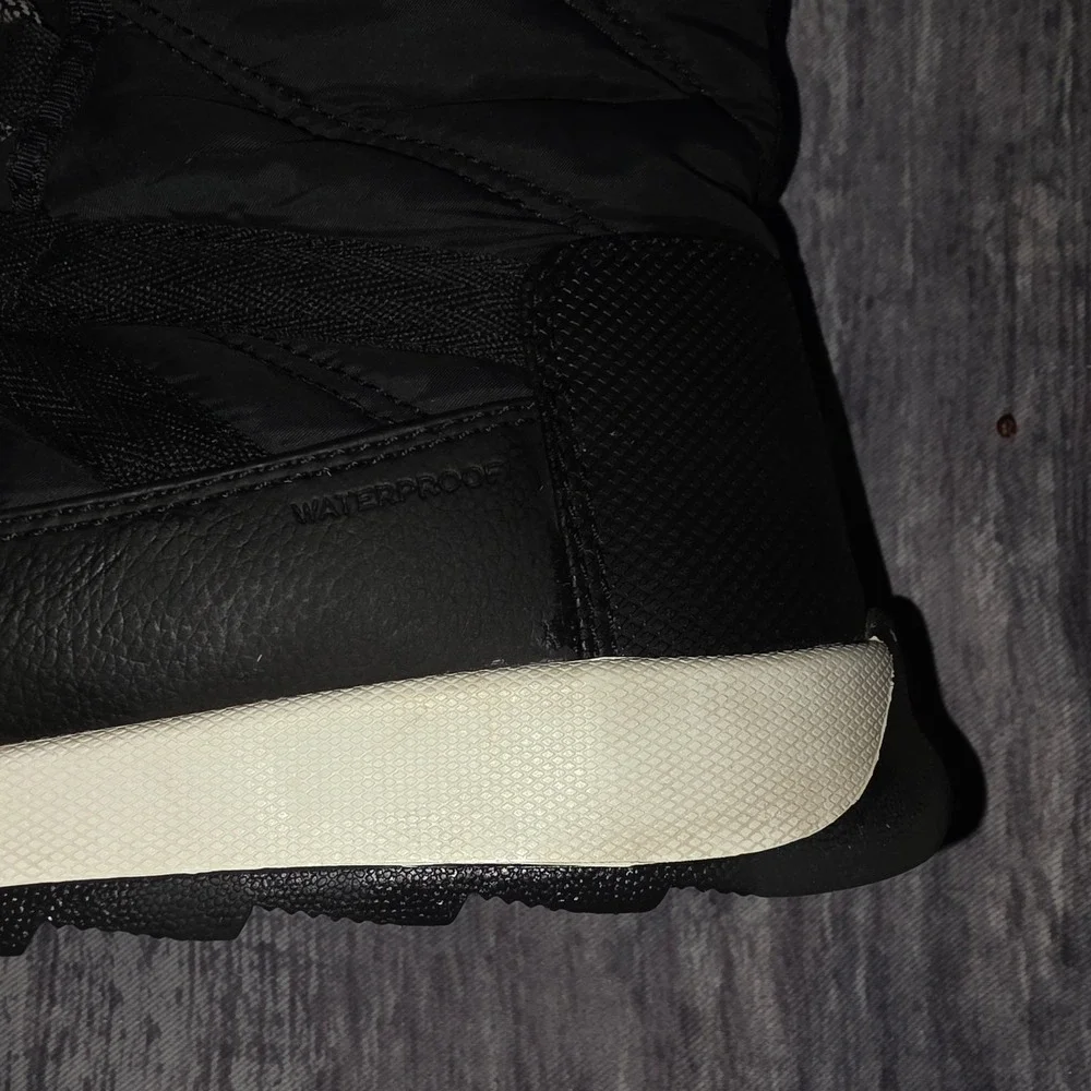 Sorel Whitney‎ II Kids Black Puffer Winter Boots Lace Up Waterproof Youth Size 6